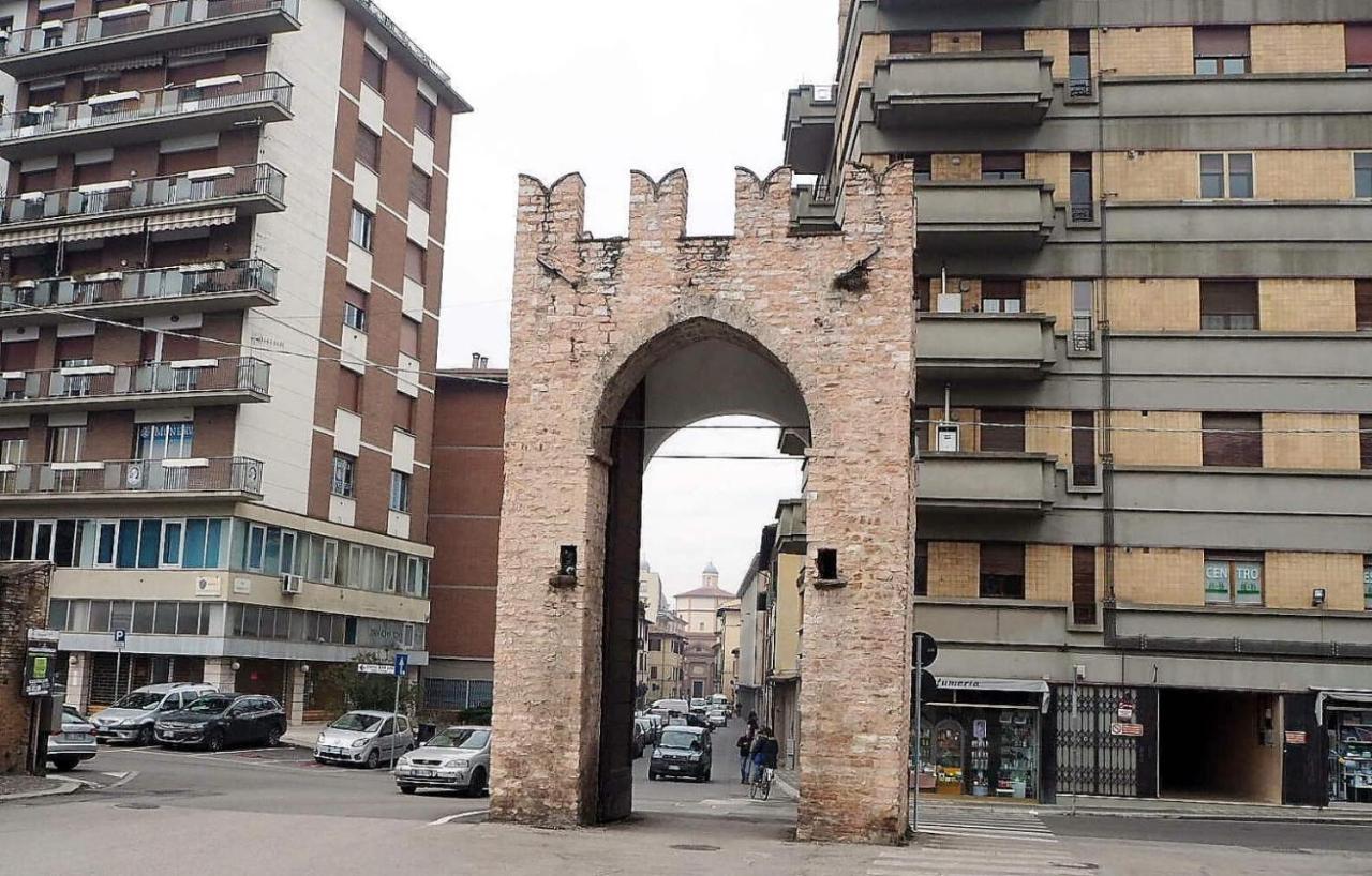 Bab San Feliciano Camere Foligno Exterior foto